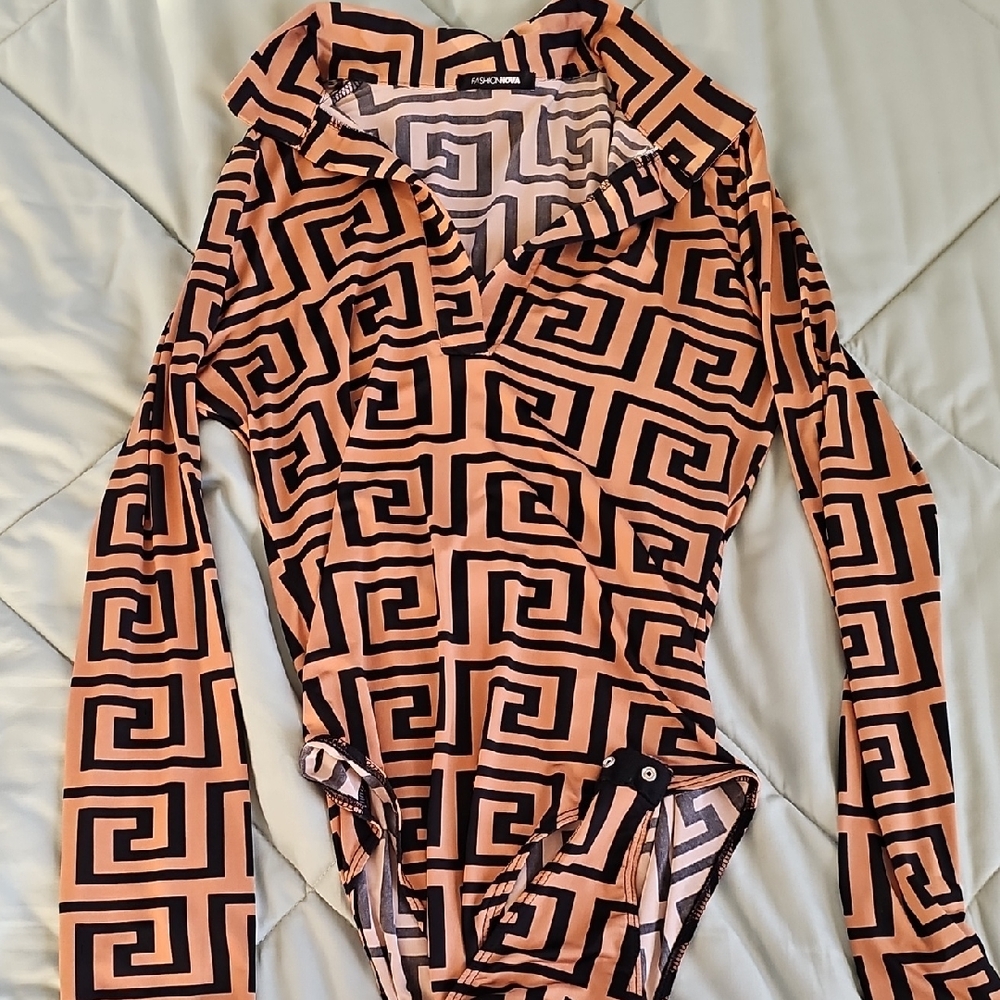 Fashion Nova Black and Tan Patterned Bodysuit